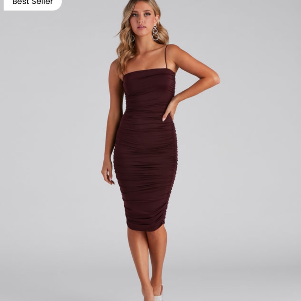 bodycon midi ruched dress